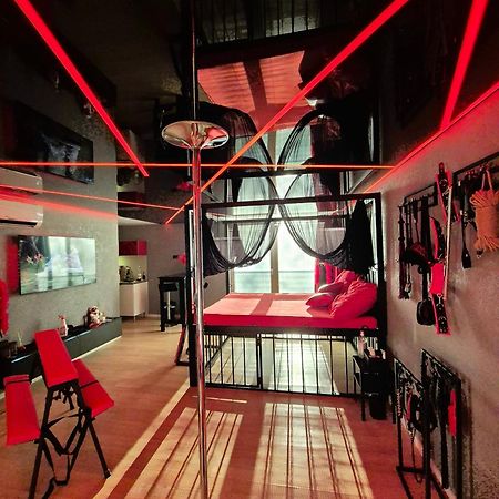 Bdsm Apartman V Bratislave -Adults Only Bratislava Exterior foto