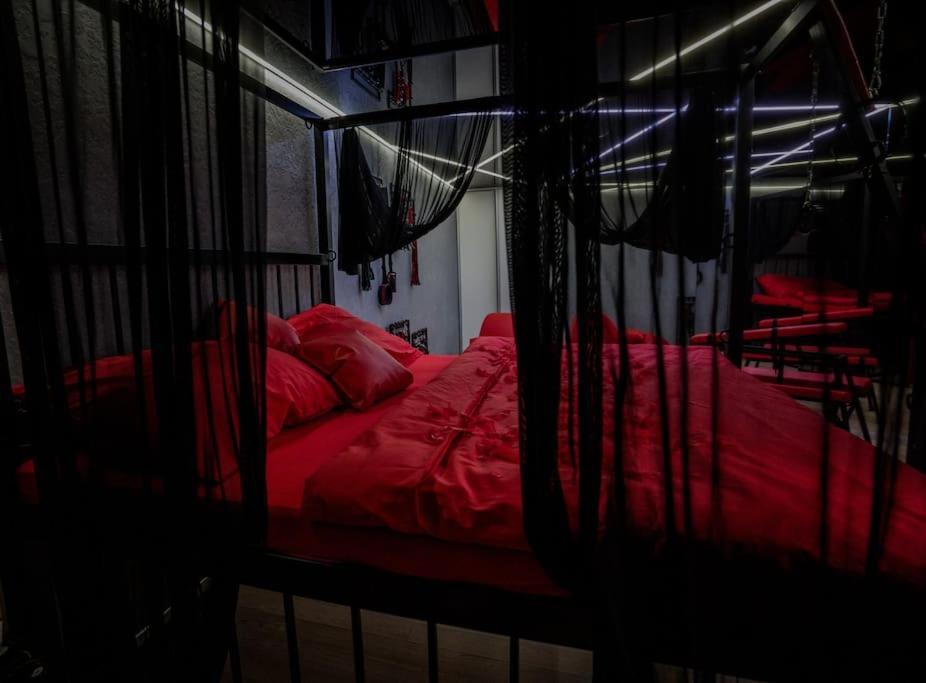 Bdsm Apartman V Bratislave -Adults Only Bratislava Exterior foto