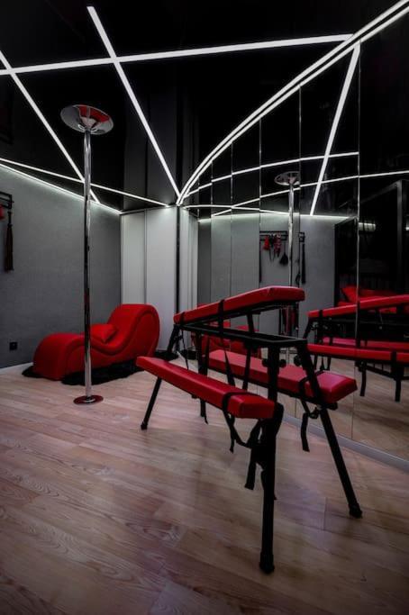 Bdsm Apartman V Bratislave -Adults Only Bratislava Exterior foto