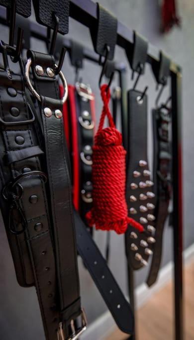 Bdsm Apartman V Bratislave -Adults Only Bratislava Exterior foto