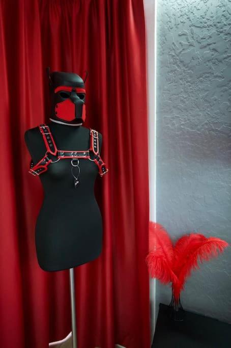 Bdsm Apartman V Bratislave -Adults Only Bratislava Exterior foto